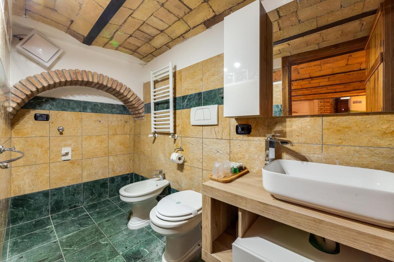 Apartmán Lares Navona Řím Exteriér fotografie